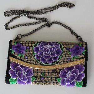 Colorful Floral Embroidered Clutch with Detachable Gunstock Chain Sholder Strap.